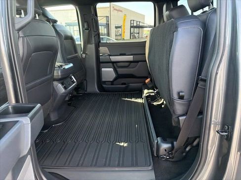 Used 2025 Ford F150 Lariat w/ Equipment Group 501A Mid image 26