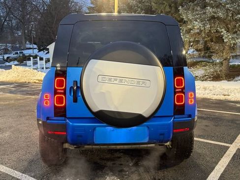 Used 2020 Land Rover Defender 110 HSE image 4