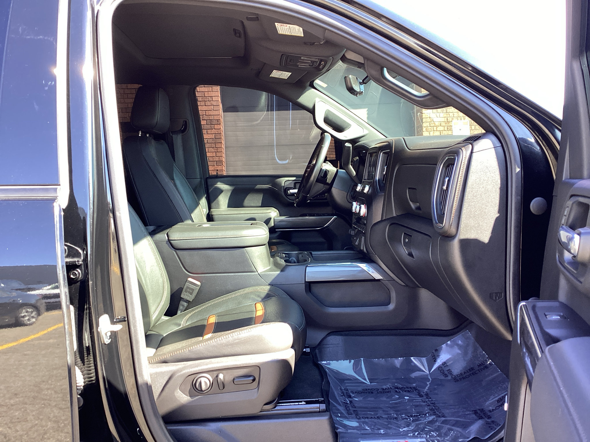 Used 2020 GMC Sierra 2500 AT4 w/ AT4 Premium Package AWD/4WD image 10