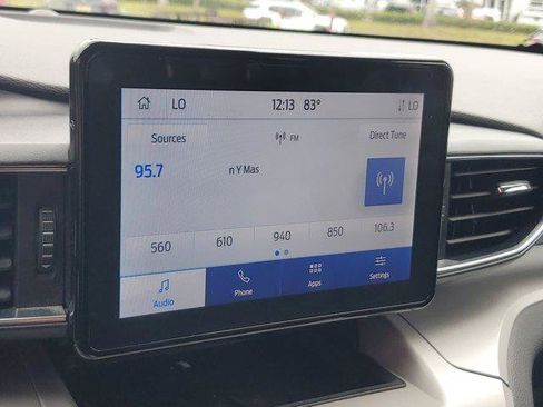 Used 2024 Ford Explorer XLT w/ Equipment Group 202A AWD/4WD image 26