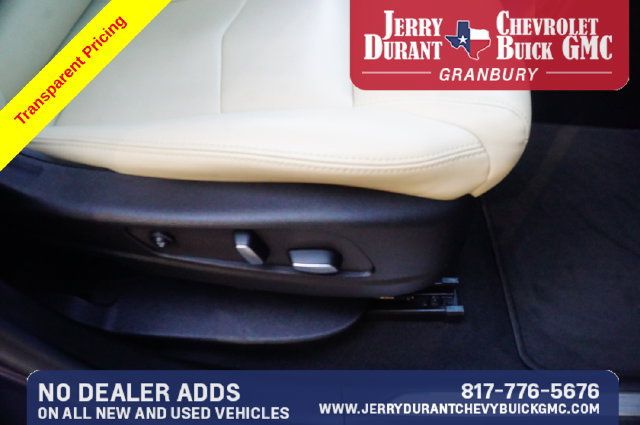 Used 2019 Cadillac XT5 FWD image 25