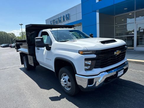 New 2025 Chevrolet Silverado 3500 W/T w/ WT Convenience Package image 1