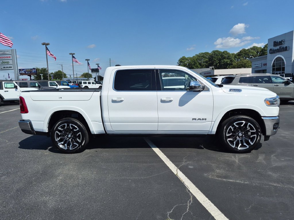 Used 2025 RAM 1500 Limited AWD/4WD image 2