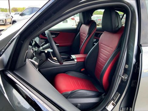 Used 2024 Mercedes-Benz C 300 Sedan image 8
