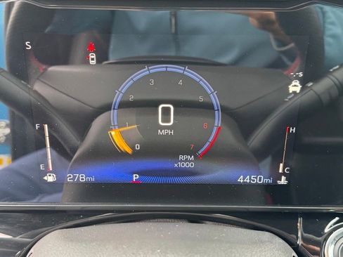 Used 2025 Chevrolet Trax RS w/ Driver Confidence Package image 7