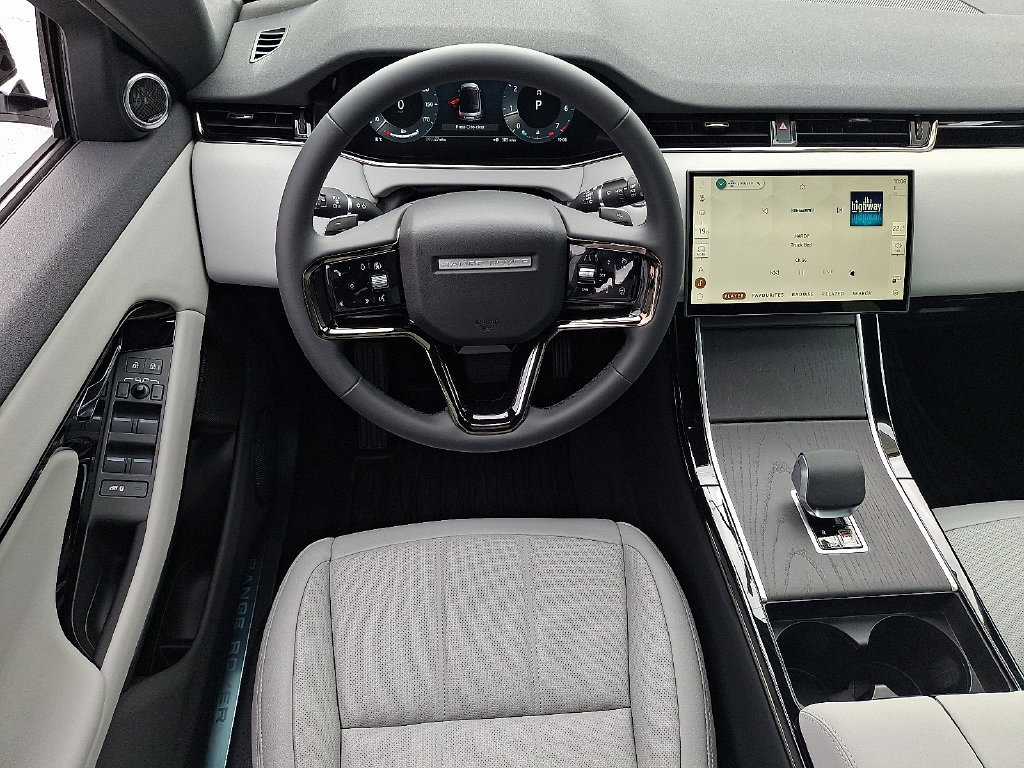 New 2026 Land Rover Range Rover Evoque S AWD/4WD image 7