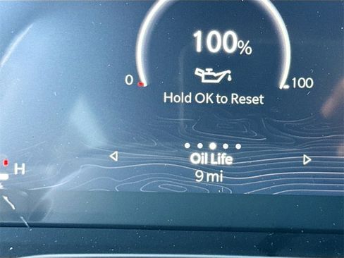 New 2025 Jeep Grand Cherokee L Laredo image 12