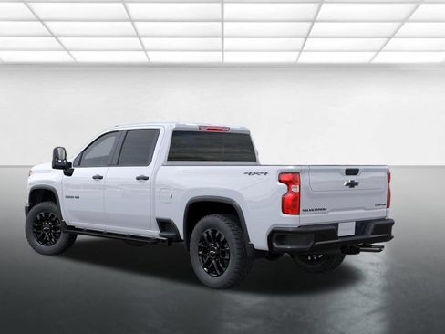 New 2026 Chevrolet Silverado 2500 Custom w/ Custom Value Package AWD/4WD image 4