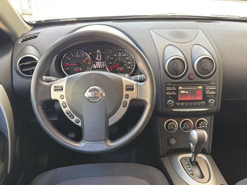 Used 2012 Nissan Rogue SV FWD image 19