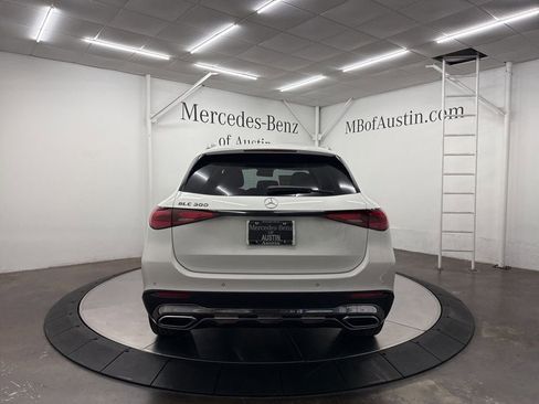 Used 2026 Mercedes-Benz GLC 300 image 6