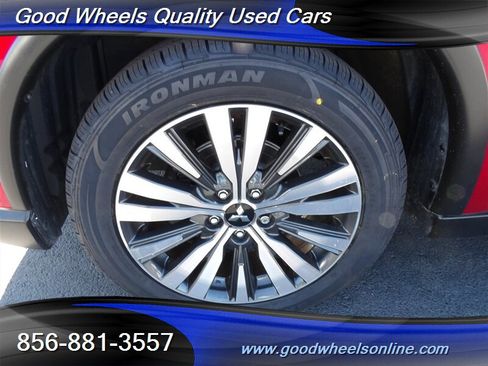 Used 2020 Mitsubishi Outlander ES image 11