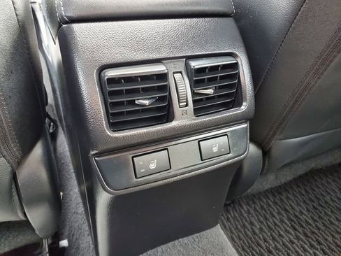 Used 2016 Subaru Outback 2.5i Limited image 28