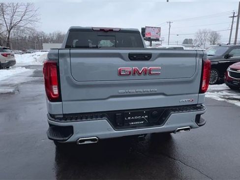 Used 2025 GMC Sierra 1500 AT4 w/ AT4 Premium Package image 7