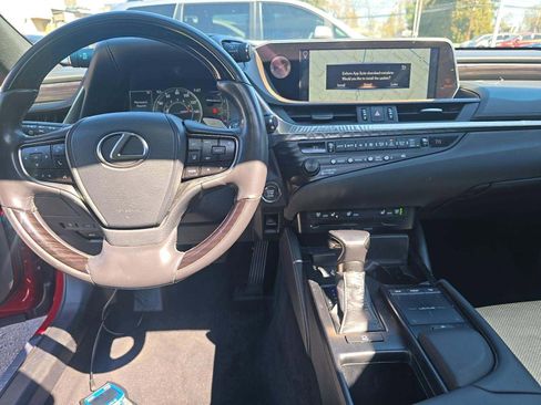 Used 2019 Lexus ES 350 w/ Premium Package image 8