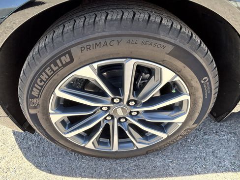 Used 2024 Cadillac Lyriq Sport RWD image 8