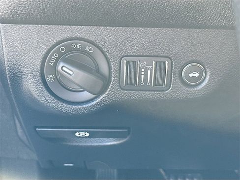 Used 2021 Dodge Challenger R/T Scat Pack image 10