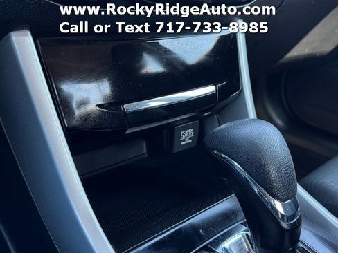 Used 2017 Honda Accord LX image 18