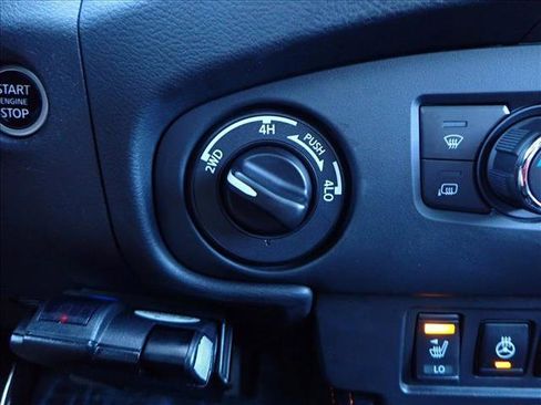 Used 2023 Nissan Frontier PRO-4X w/ Pro-4X Premium Package image 21