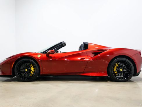 Used 2022 Ferrari F8 Tributo RWD image 16