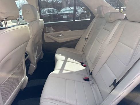 Used 2024 Mercedes-Benz GLE 450 4MATIC image 32