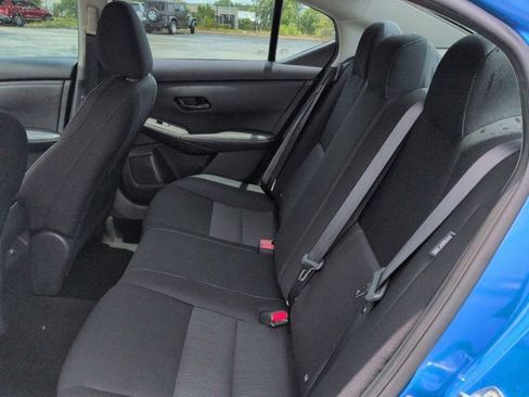 Used 2024 Nissan Sentra SV FWD image 12