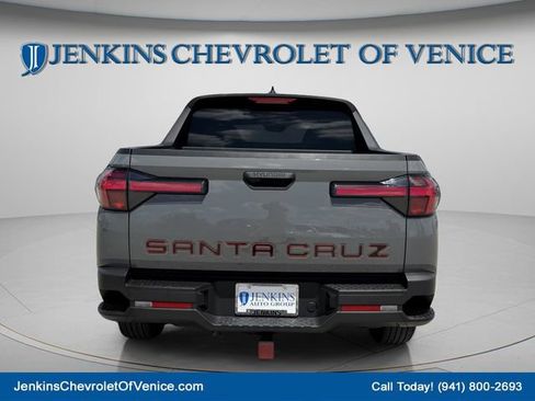 Used 2022 Hyundai Santa Cruz SEL FWD image 6