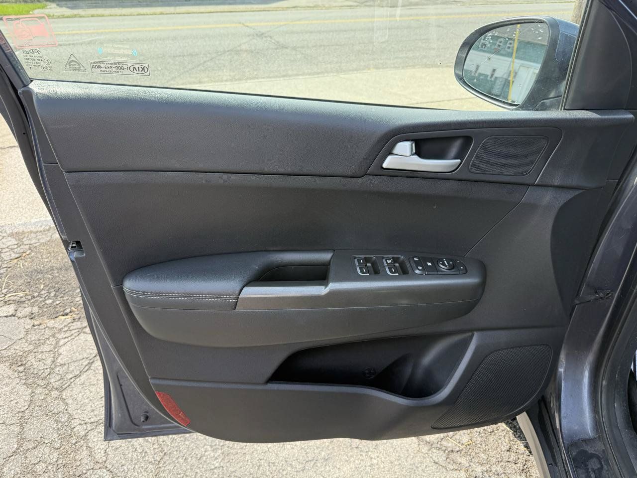 Used 2019 Kia Sportage LX FWD image 33