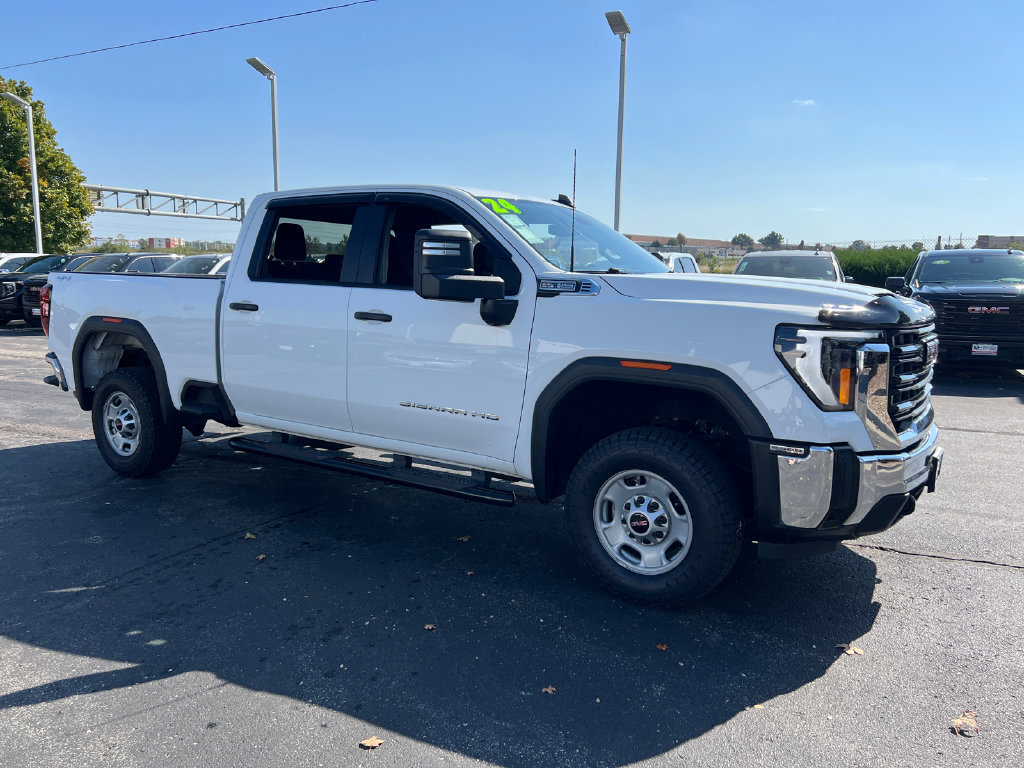 Used 2024 GMC Sierra 2500 Pro w/ Convenience Package AWD/4WD image 4
