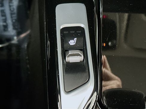 Certified 2022 Kia Sorento SX image 20