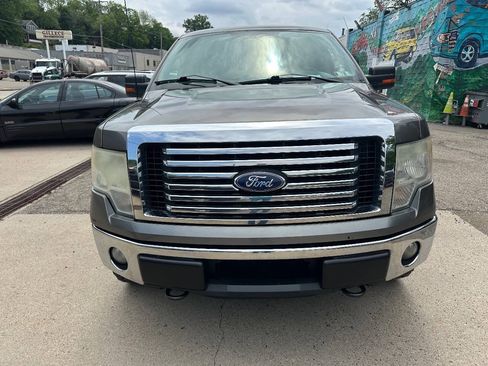 Used 2011 Ford F150 XLT w/ XLT Chrome Pkg AWD/4WD image 2