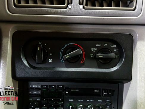 Used 1990 Ford Mustang LX RWD image 82