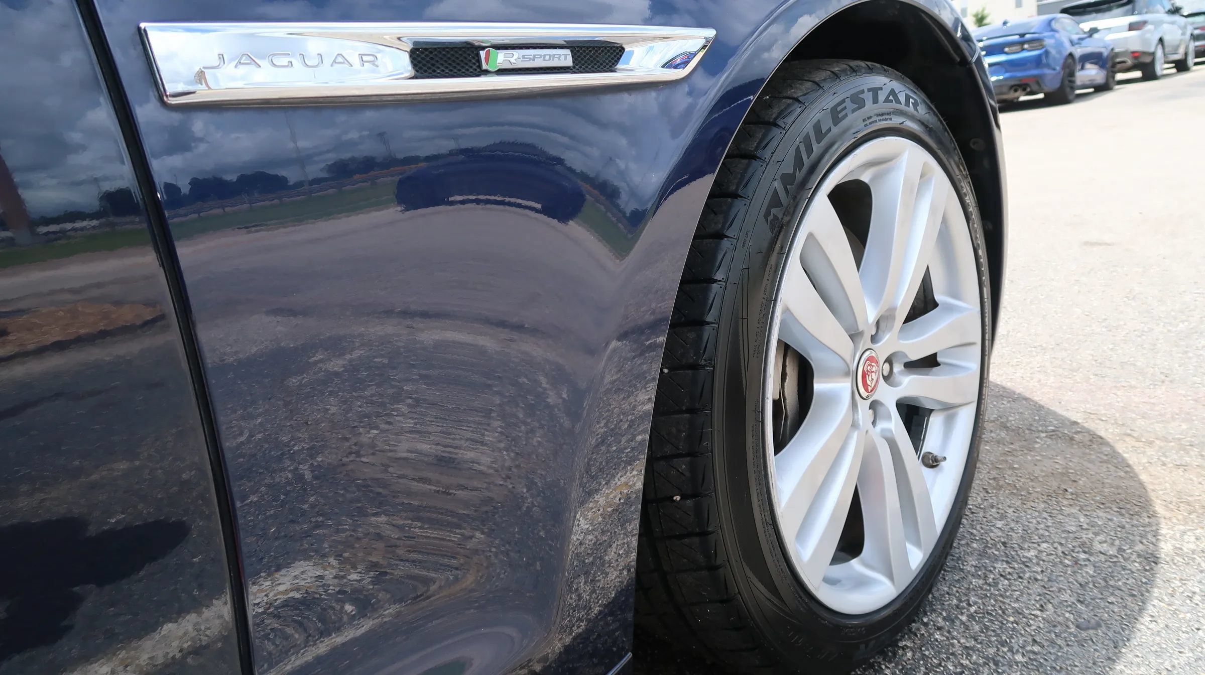 Used 2016 Jaguar XJ R-Sport RWD image 54