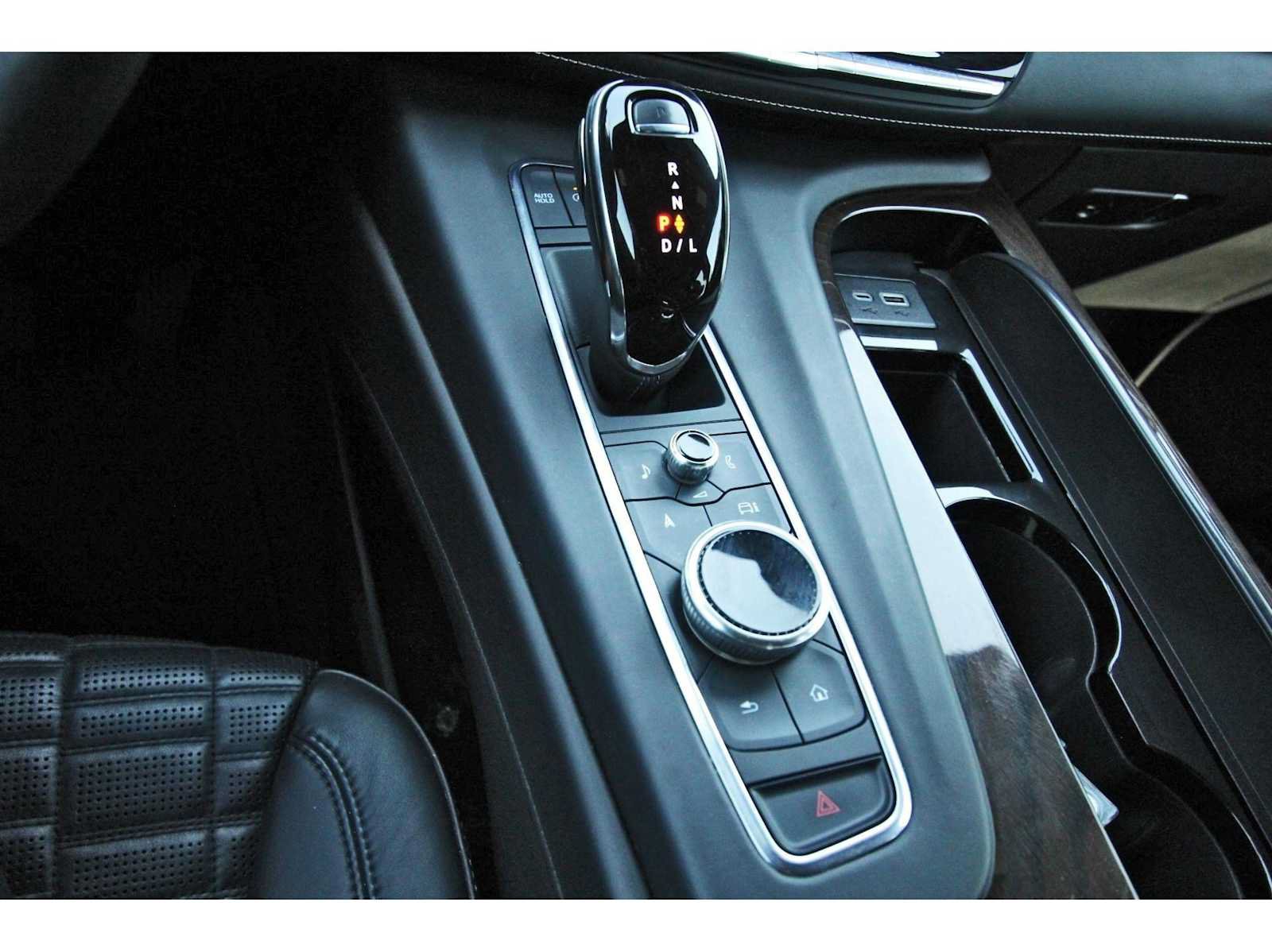 Used 2024 Cadillac Escalade Sport Platinum w/ LPO, ONYX Package AWD/4WD image 27