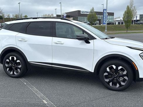 Used 2023 Kia Sportage X-Line AWD/4WD image 3
