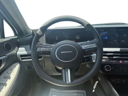 Used 2025 Hyundai Sonata SEL FWD image 12