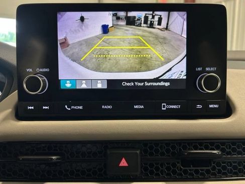 Used 2023 Honda HR-V LX image 32