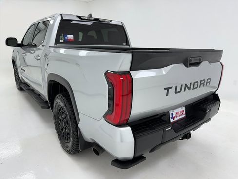 Used 2025 Toyota Tundra SR5 w/ SR5 Premium Package image 38