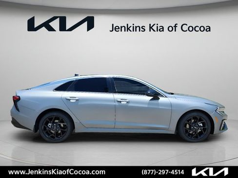 New 2026 Kia K5 GT-Line w/ GT-Line Premium Package FWD image 3