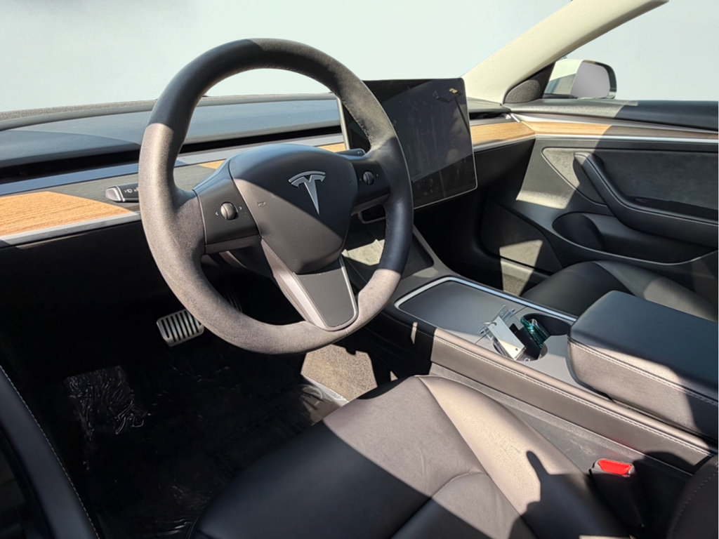 Used 2023 Tesla Model 3 Standard Range RWD image 13