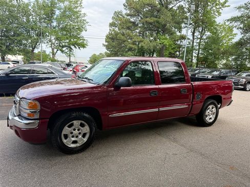 Used 2005 GMC Sierra 1500 SLE w/ Light Duty Power Package RWD image 2