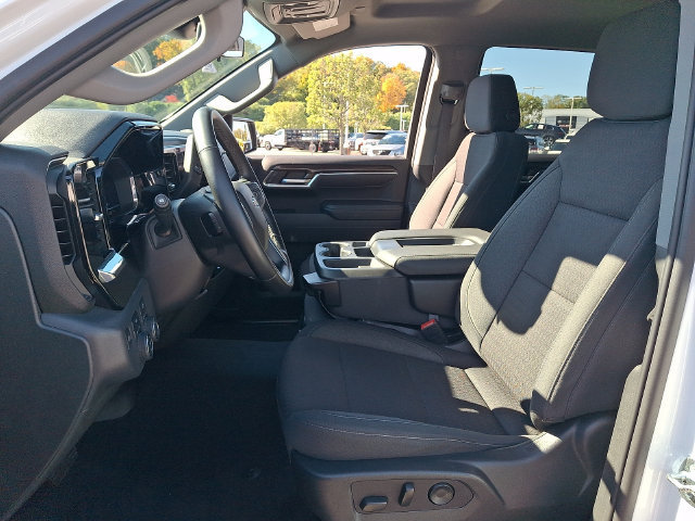 Used 2023 Chevrolet Silverado 1500 LT AWD/4WD image 2