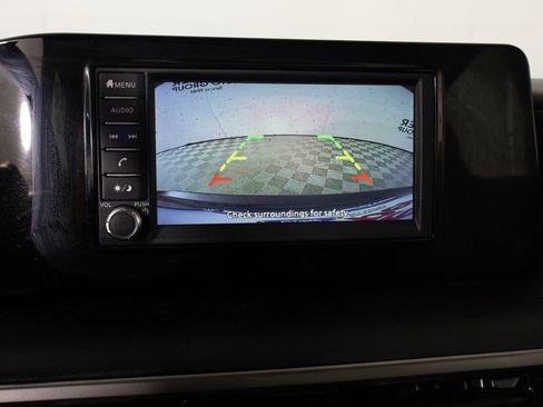 Used 2025 Nissan Kicks S image 6