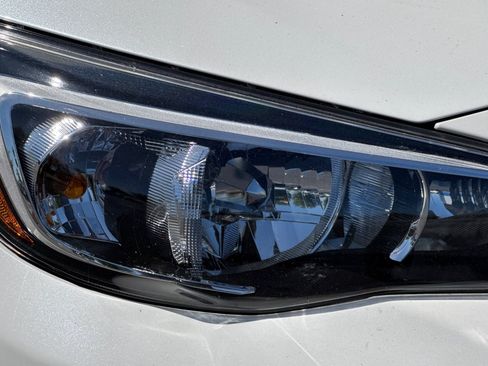 Used 2023 Subaru Crosstrek 2.5i Sport AWD/4WD image 11