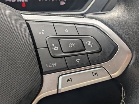 Used 2022 Volkswagen Tiguan SE image 27