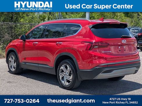 Certified 2023 Hyundai Santa Fe SEL w/ Winter Weather Package FWD image 3