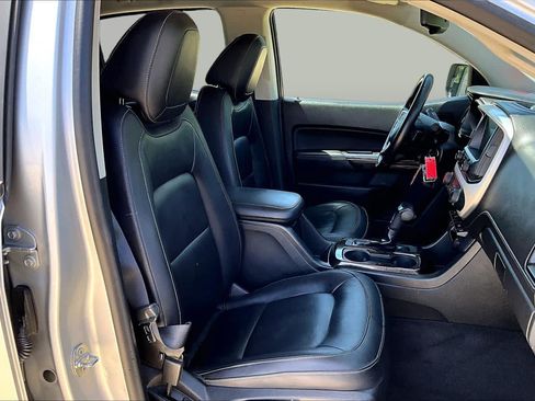 Used 2016 GMC Canyon SLT w/ Driver Alert Package RWD image 9