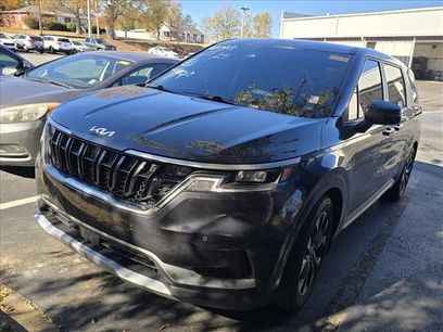 Used 2024 Kia Carnival EX