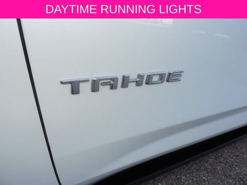 Used 2025 Chevrolet Tahoe High Country AWD/4WD image 12