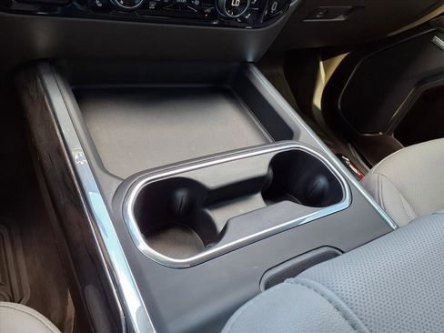 Used 2025 Chevrolet Silverado 2500 LTZ w/ LTZ Convenience Package image 24