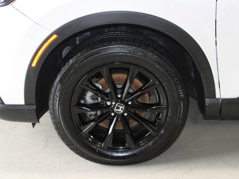 Used 2025 Honda CR-V Sport image 4